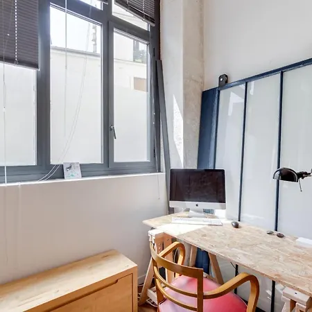Superb Apt Near Canal De La Villette